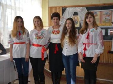 Інтелект-шоу «З мовою в серці»